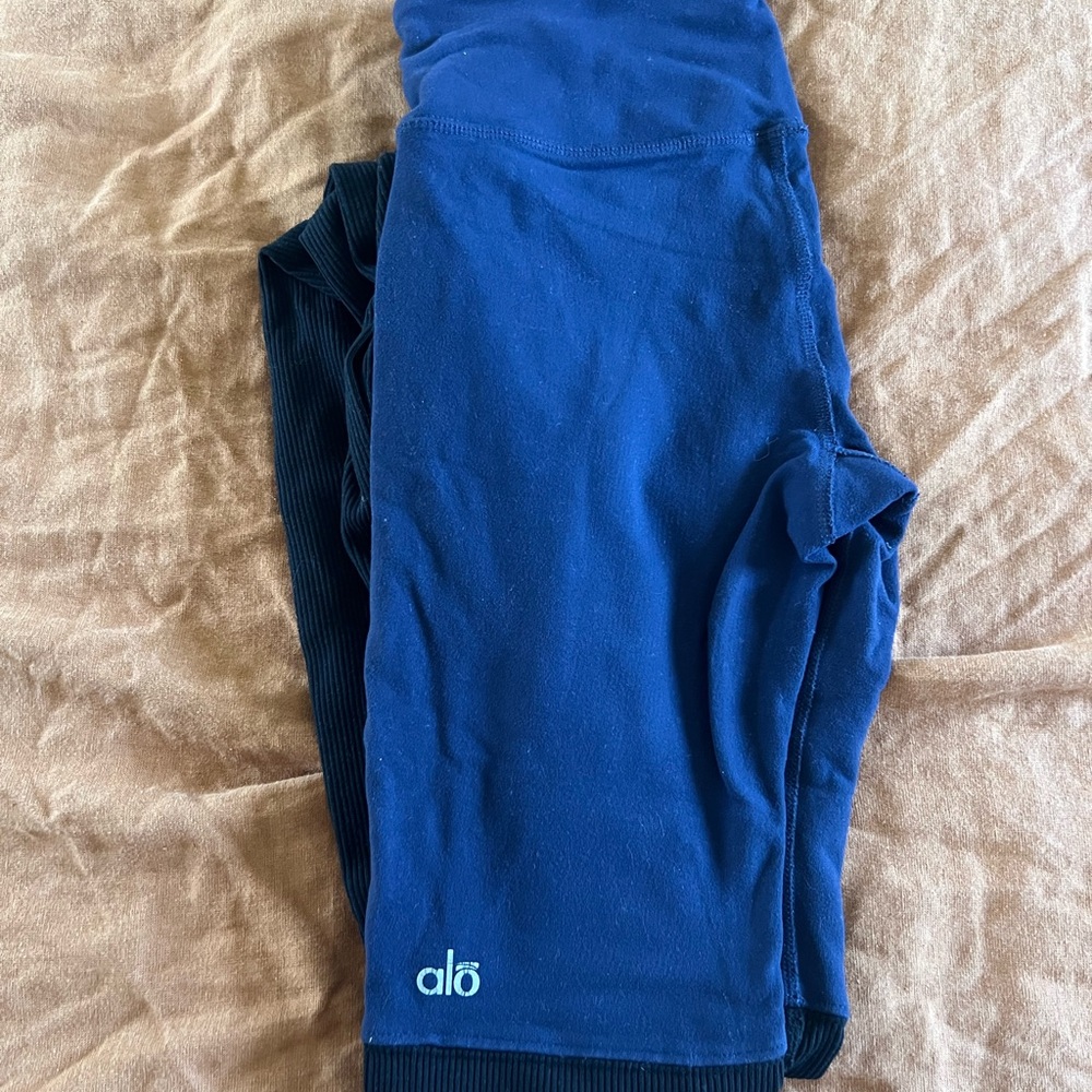 ALO Yoga Blue Leggings Performance Wear